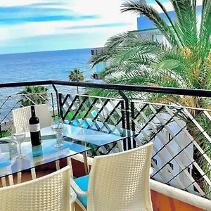 https://mi-capricho-luxury-apartment-by-the-sea-rc2.es-andalucia.com